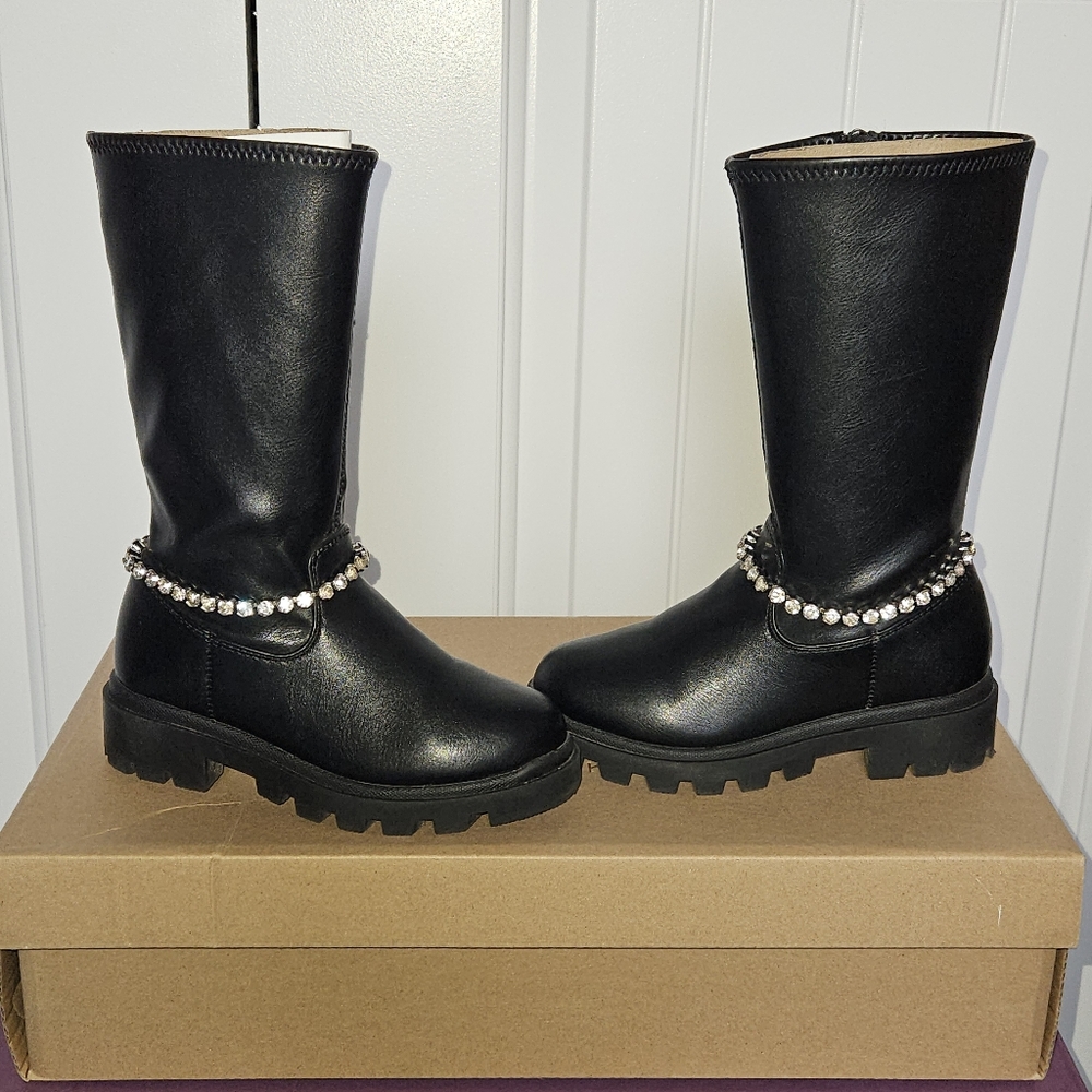 GIRL BOOTS 10 STEVE MADDEN